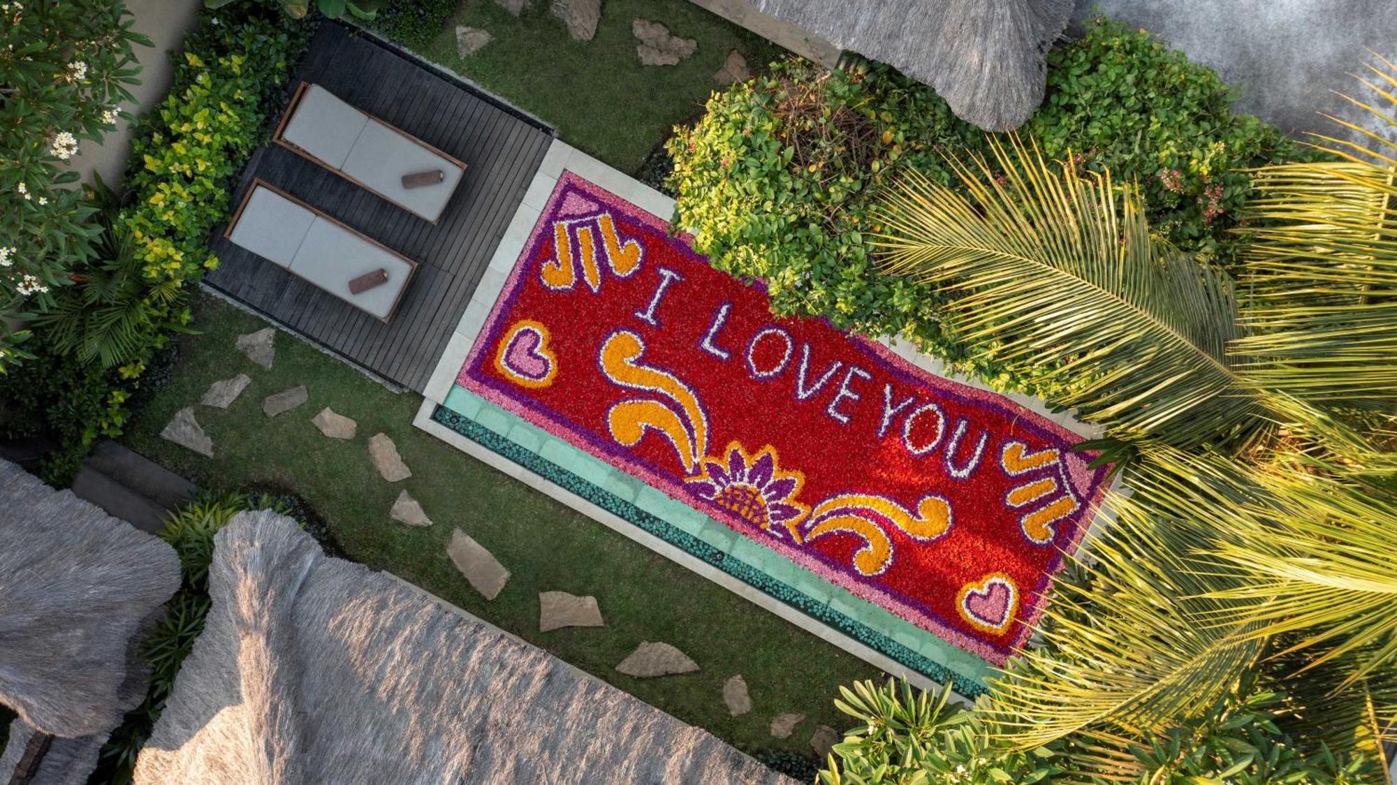 Nyuh Bali & Resort 5*