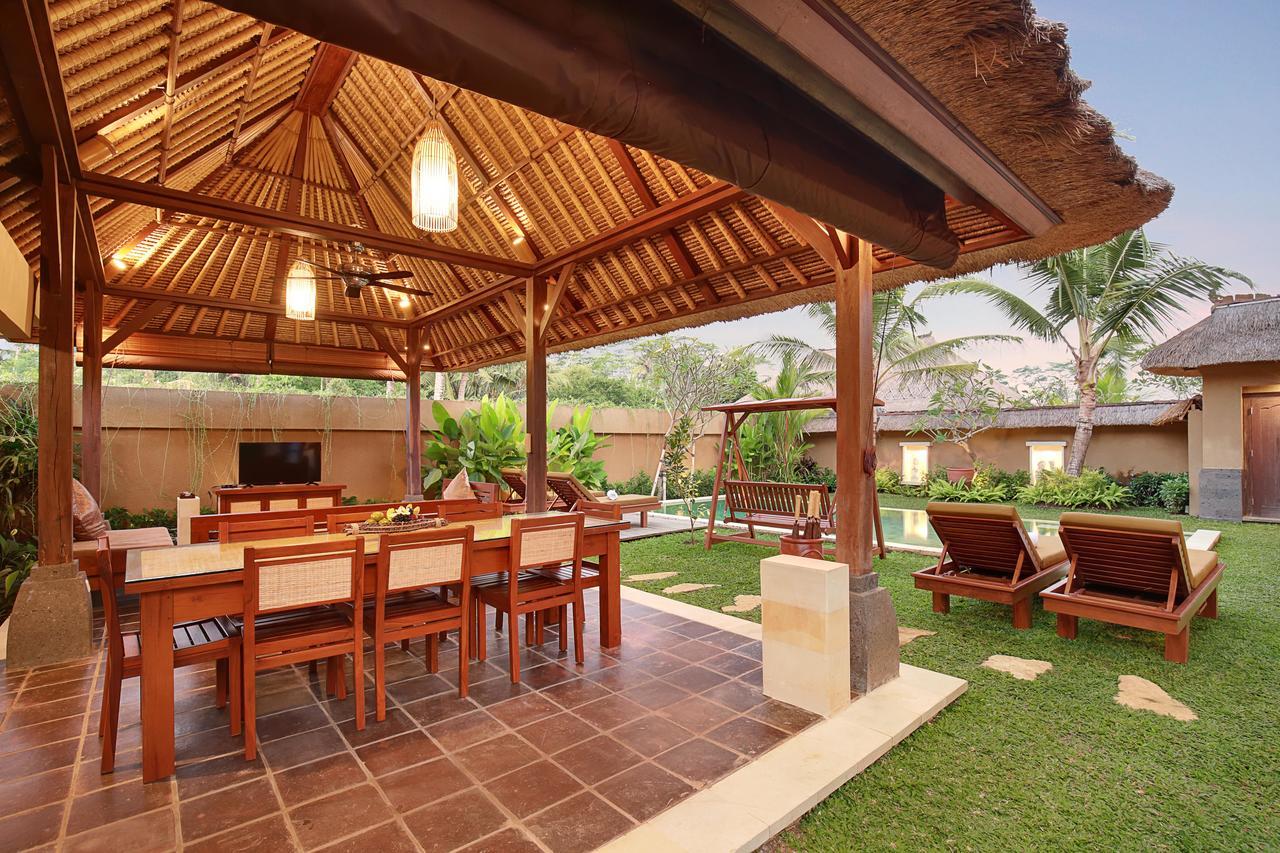Resort Nyuh Bali & 5*